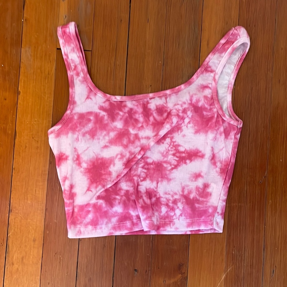 tie dye crop top